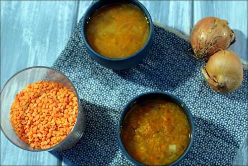 Soupe de lentilles corail et butternut rôtie au romarin