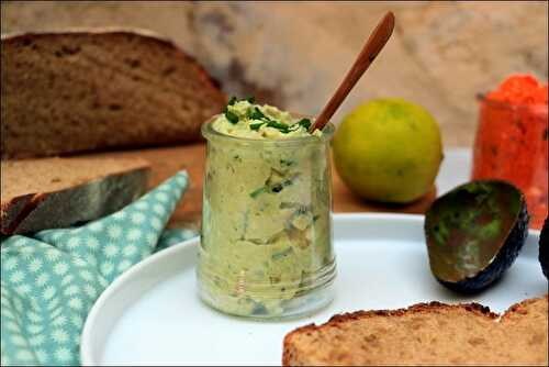 Rillettes de thon, avocat et fromage frais