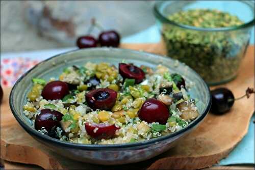 Salade de pois cassés, quinoa et cerises