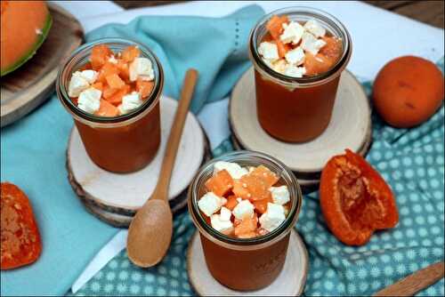 Gaspacho au melon, abricot et feta