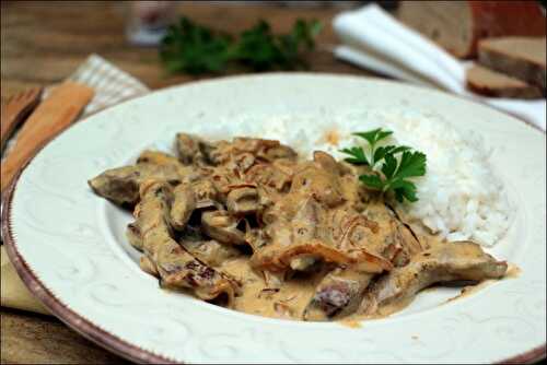 Foie de veau sauce crémeuse à l’oignon