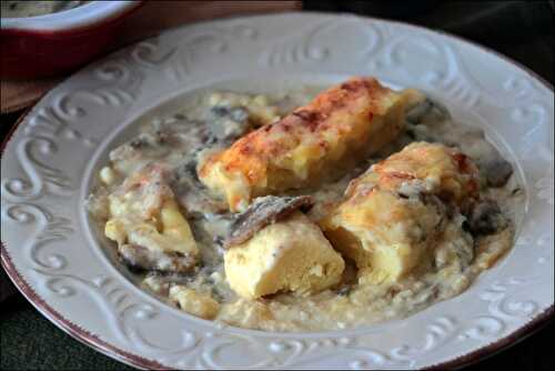 Quenelles gratinées aux champignons et sauce Mornay