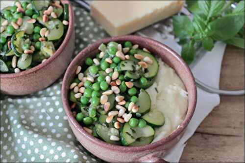 Courgettes et petits pois aux herbes, semoule au lait de Yotam Ottolenghi