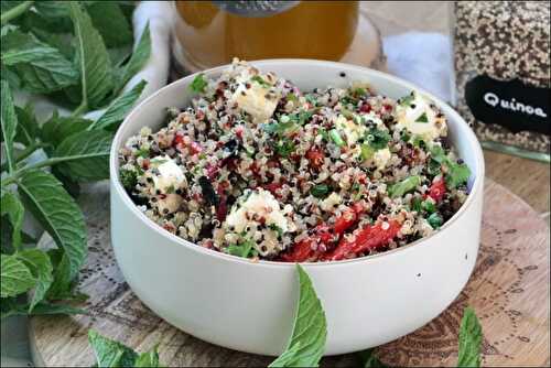 Salade de quinoa au poivron grillé et à la feta