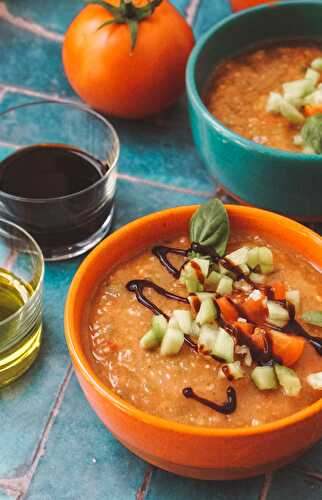 Gaspacho ( Soupe Froide aux tomates ) - Healthy is the new cool