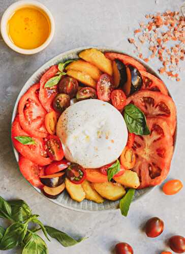 Salade tomate mozzarella burrata originale