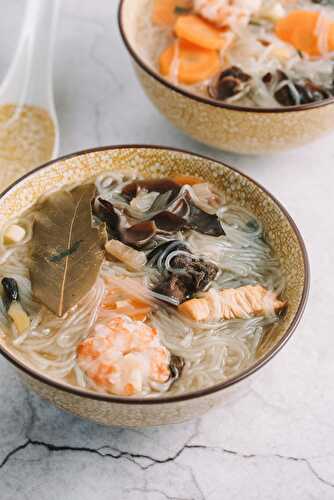 Soupe Chinoise poulet, crevettes et vermicelles - Healthy is the new cool