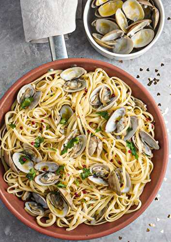 Spaghetti alle vongole ( spaghetti aux palourdes )