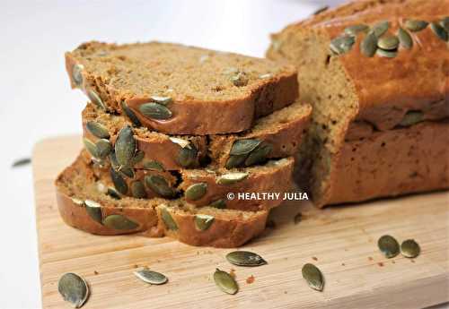 BREADCAKE À LA PATATE DOUCE ET AUX GRAINES DE COURGE