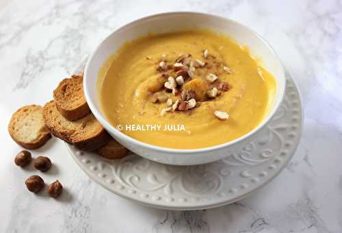 VELOUTÉ DE LENTILLES CORAIL ET BUTTERNUT AU LAIT DE COCO