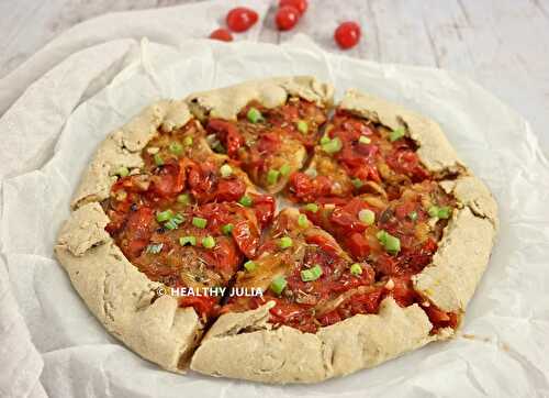 TARTE RUSTIQUE AUX OIGNONS FRAIS ET TOMATES CERISES #VEGAN