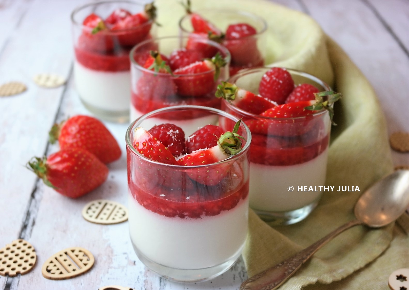 PANNA COTTA COCO ET FRUITS ROUGES #VEGAN