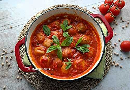 BOULETTES DE POIS CHICHES, SAUCE TOMATE ET MENTHE #VEGAN