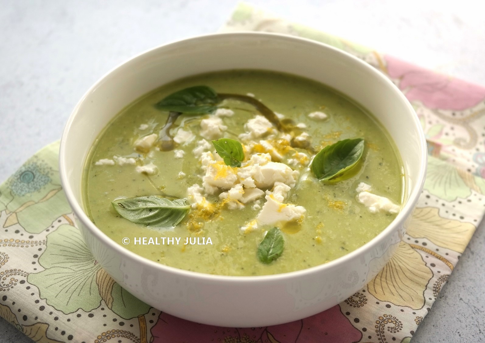 VELOUTÉ DE COURGETTES, PETITS POIS ET BASILIC D’OTTOLENGHI #VEGAN