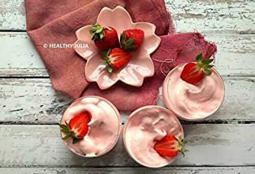 MOUSSE AUX FRAISES COMME UN NUAGE (SANS LACTOSE)