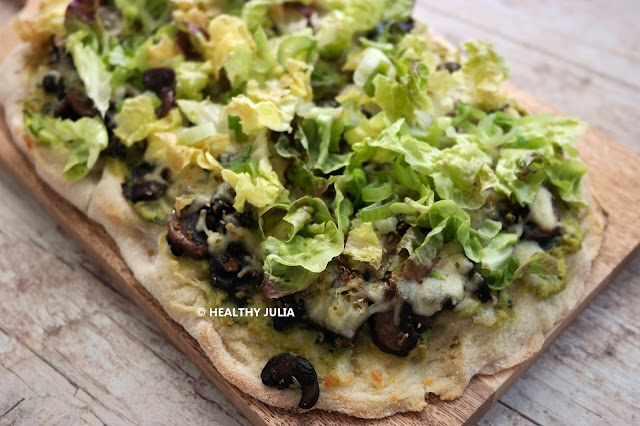 PINSA AUX CHAMPIGNONS ET PESTO D'AVOCAT #VEGAN
