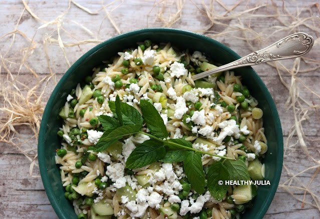 SALADE D'AVOINES, PETITS POIS, CONCOMBRE ET FETA