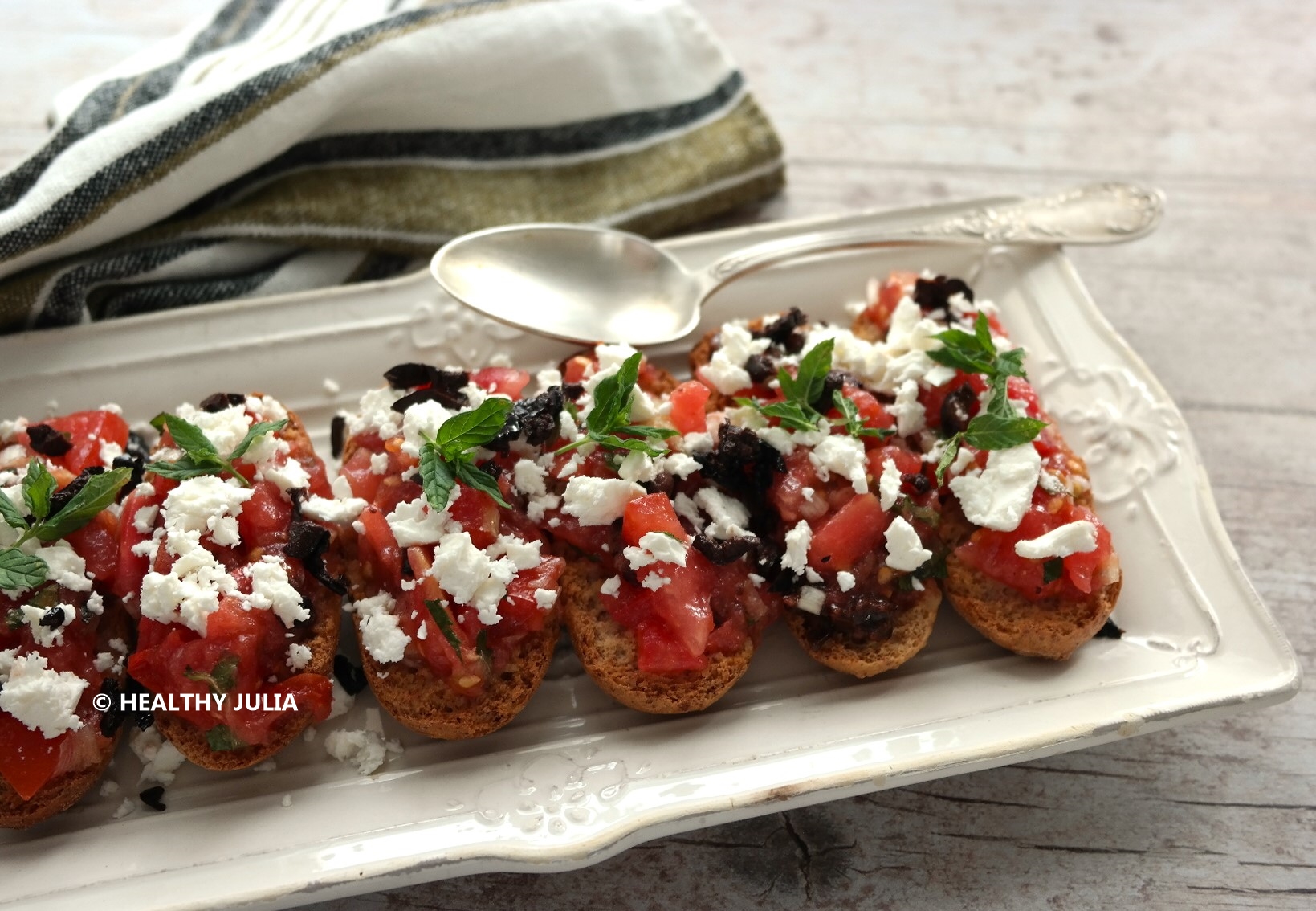SALADE DAKOS (CRÈTE)