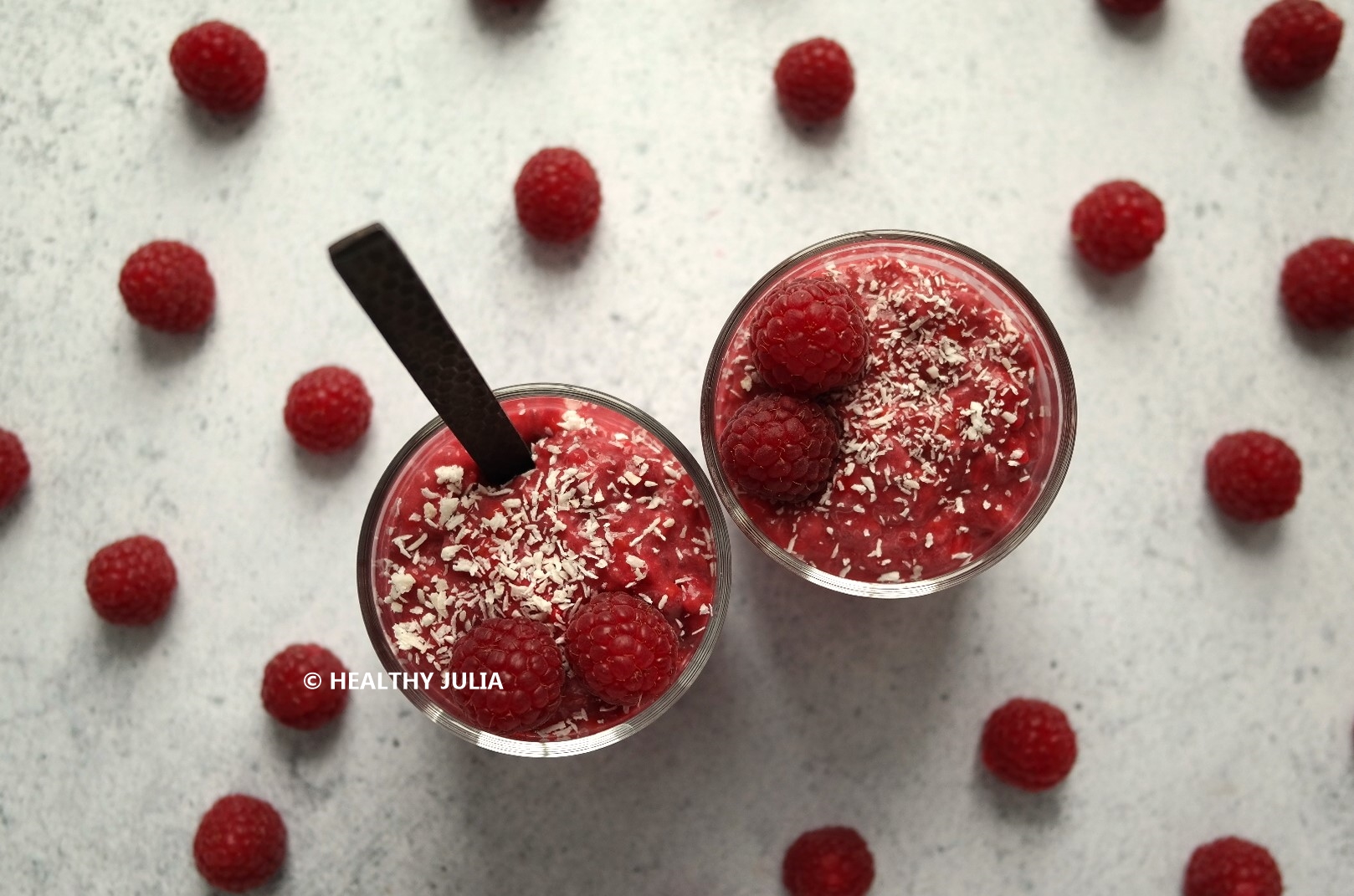 CHIA PUDDING COCO-FRAMBOISE (OCTOBRE ROSE) #VEGAN
