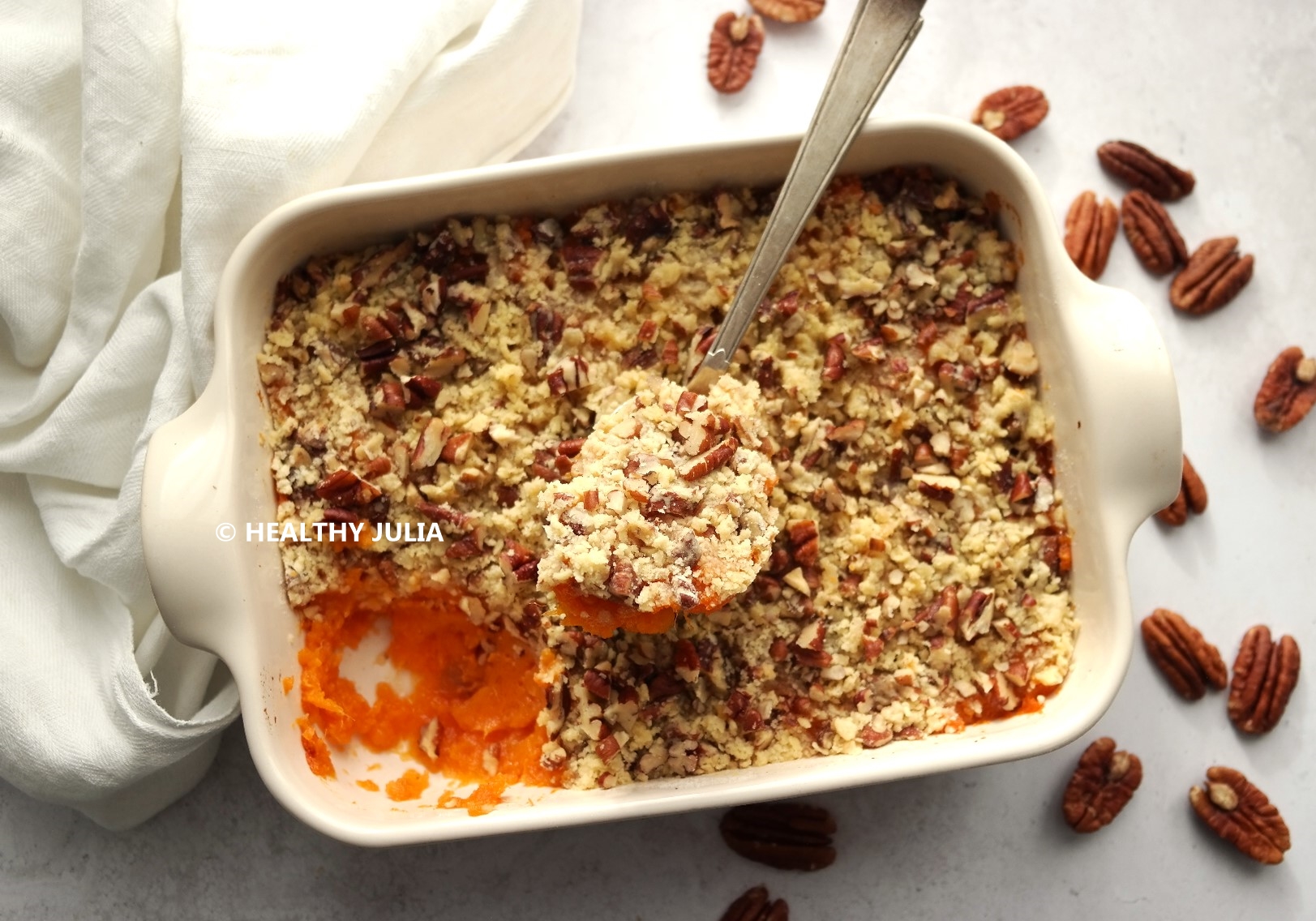 CRUMBLE DE PATATES DOUCES AUX NOIX DE PÉCAN #VEGAN