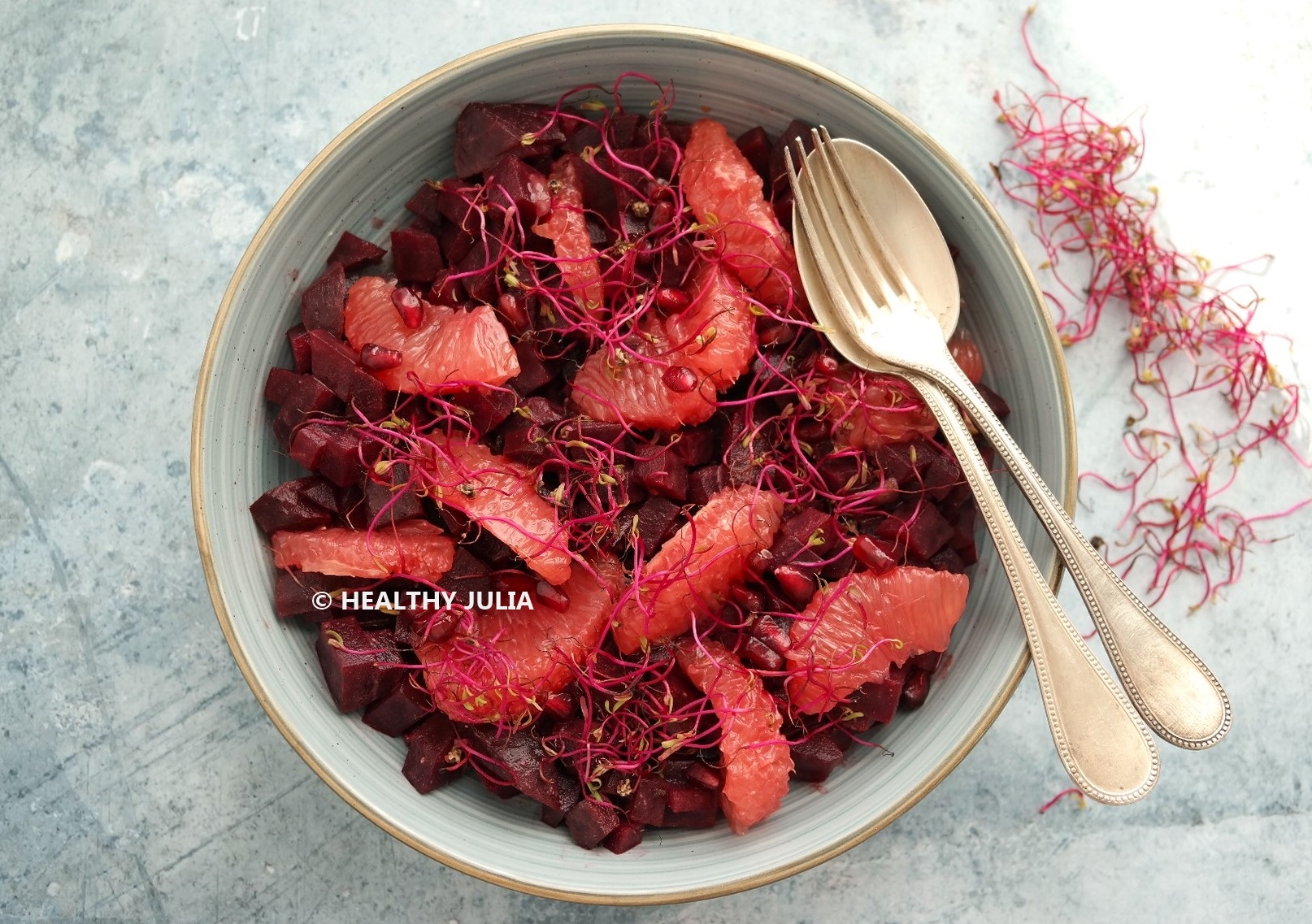 SALADE DE BETTERAVE, PAMPLEMOUSSE ET GRENADE #DÉTOX #VEGAN