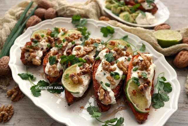PATATES DOUCES AU YAOURT, NOIX ET SIROP D'ÉRABLE