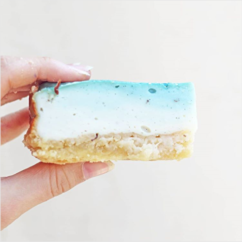 Cheesecake bleu ciel dégradé