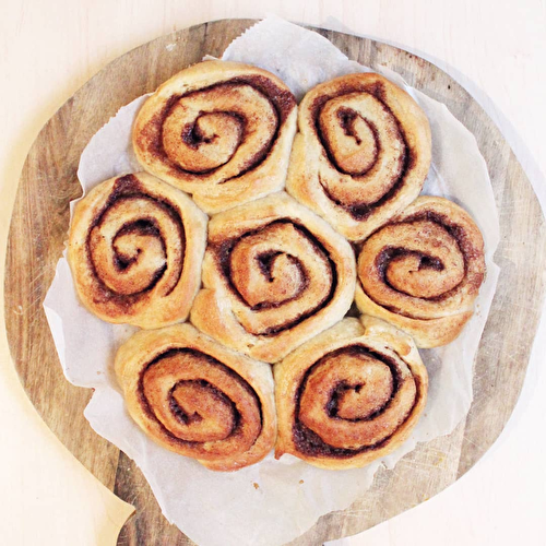 Cinnamon rolls