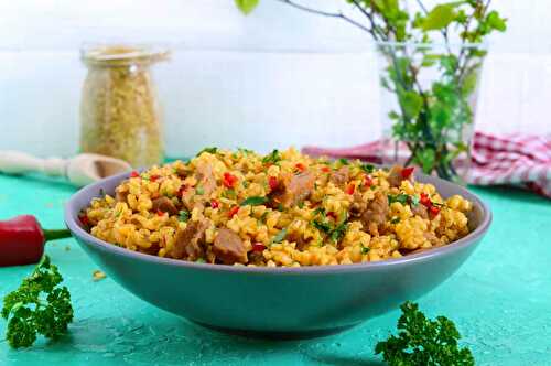 Dinde épicée avec salade de boulghour et grenade