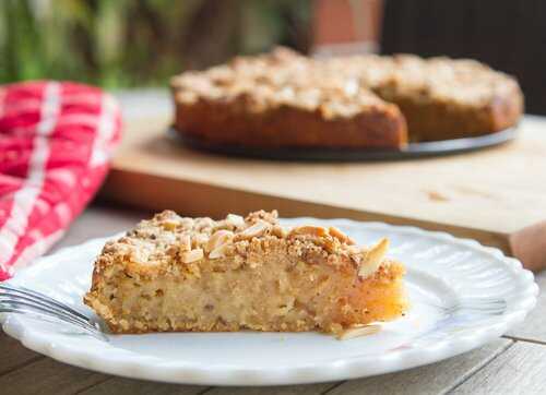 Gâteau aux pommes, flocons d'avoine et amandes sans sucre healthy