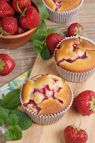 Recette des muffins à l'avoine fourrés à la confiture de fraises