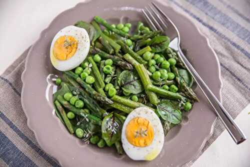 Salade d'asperges rôties et de petits pois - healthymood.fr