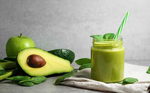 Smoothie avocat et mangue