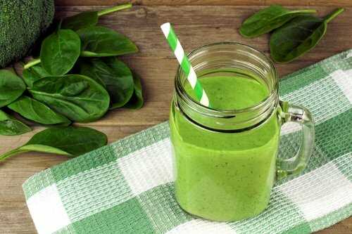 Smoothie detox antioxydant healthy