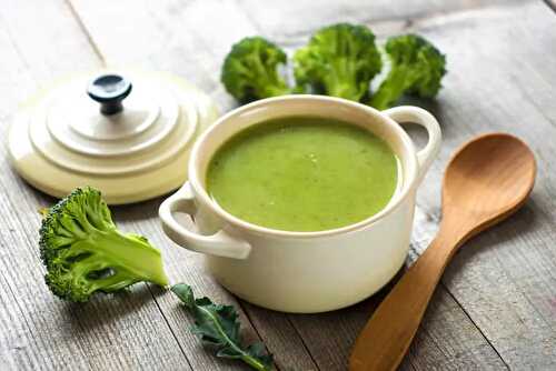 Soupe aux brocolis et fromage roquefort .fr
