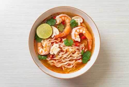 Soupe de nouilles aux crevettes