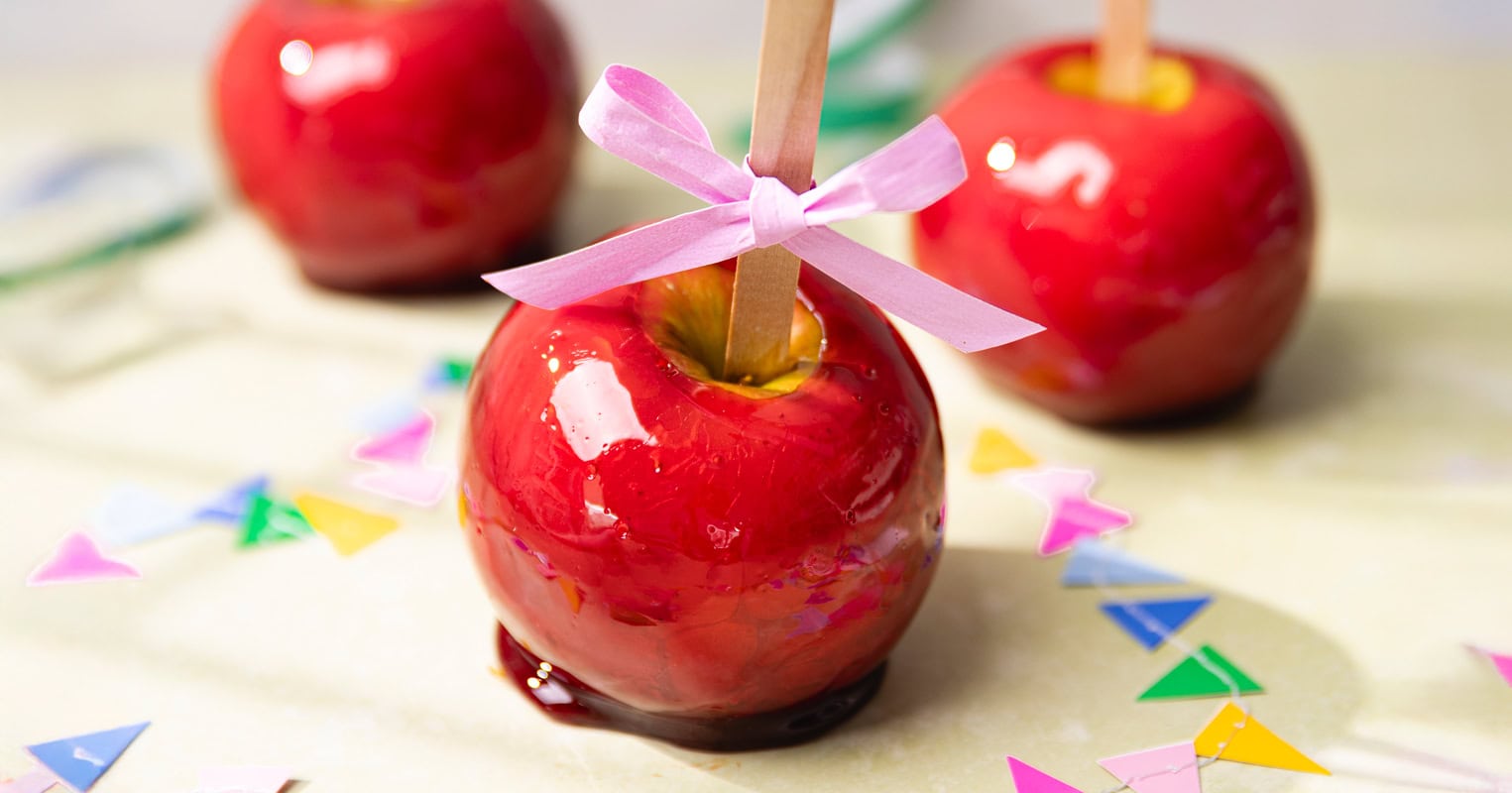 Les pommes d’amour maison, la recette pour retomber en enfance !