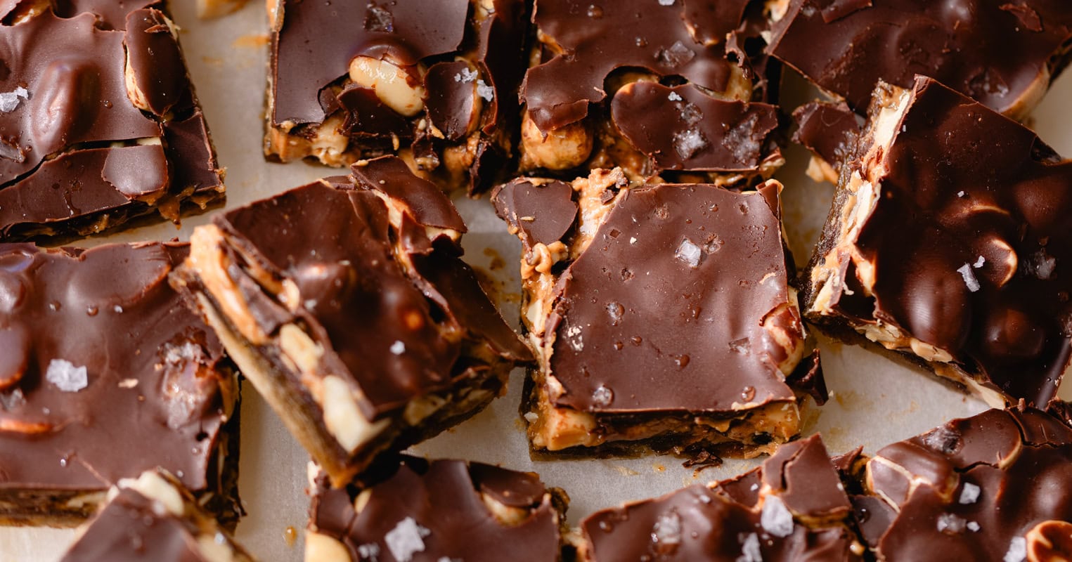 Le snickers healthy (et viral) à base de dattes !