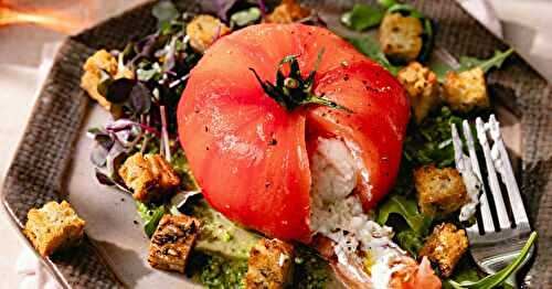 La tomate farcie à la burrata, pesto de roquette et croûtons !