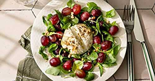 La délicieuse salade de burrata, raisins, pignons et za’atar !