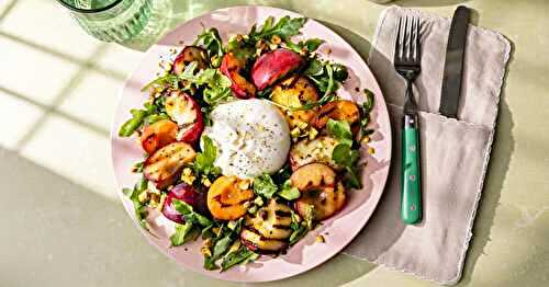 La salade burrata & fruits rôtis : la recette d’été qui change tout !