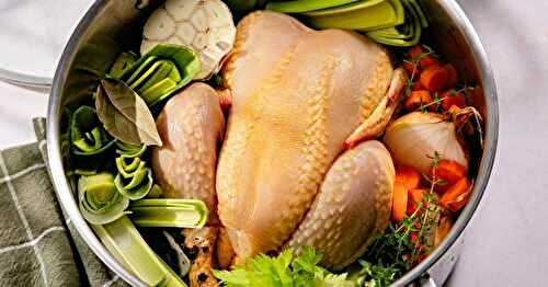 La recette du bouillon de poulet maison (classique)