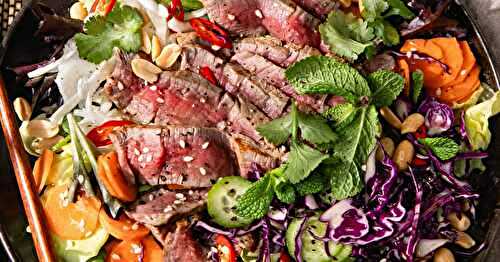 La salade thaï au bœuf (Yam Neua)