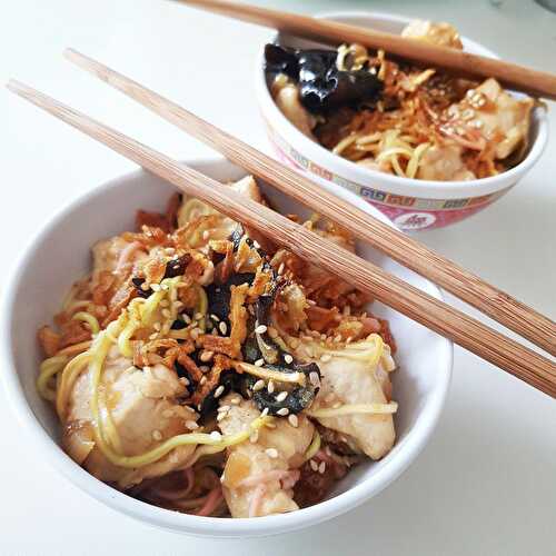 Nouilles chinoises au poulet  - Helouchacook - Recettes de cuisine du monde faciles et rapides