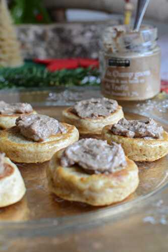 Blinis et Délice de champignons parmesan brisures de truffe Jours Heureux