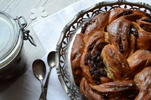 Brioche  à la pâte à tartiner