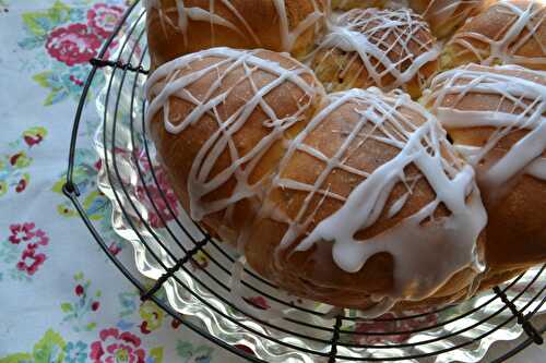 Brioche au levain et aux fruits secs