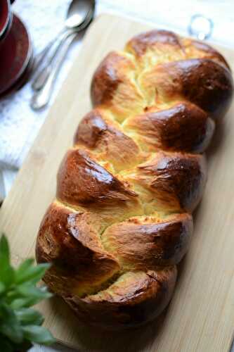 Brioche vendéenne