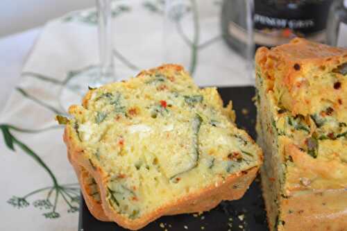 Cake salé au levain, ail des ours et poivre de Kampot