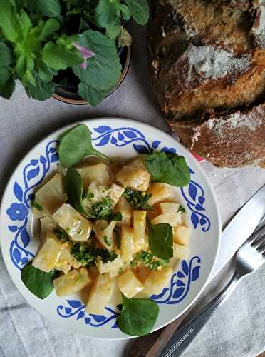 Céleri cuit au four en salade